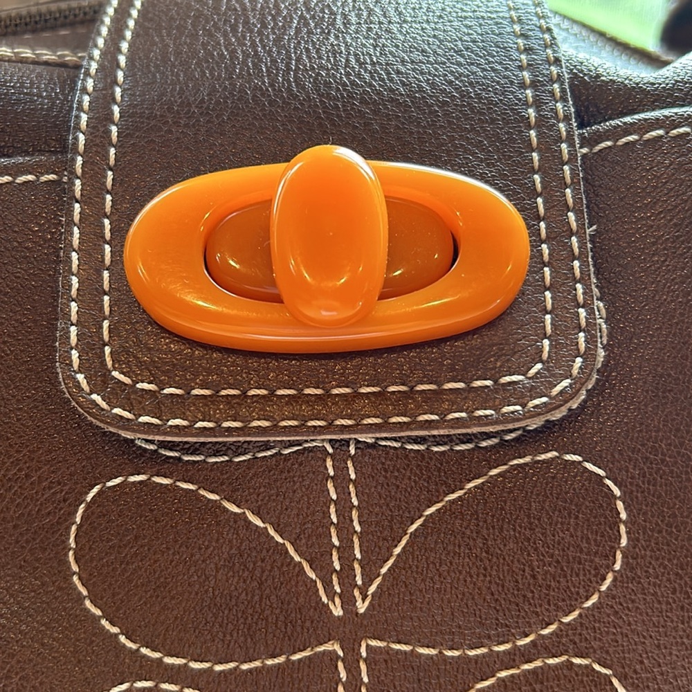 Absolutely beautiful and rare vintage Orla Kiely satchel bag, brown leather